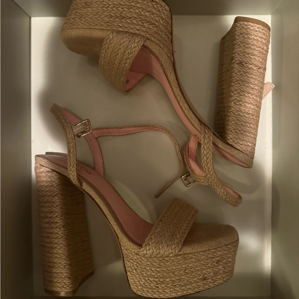 Antonio Melani jute platform heels - Picture 3 of 6